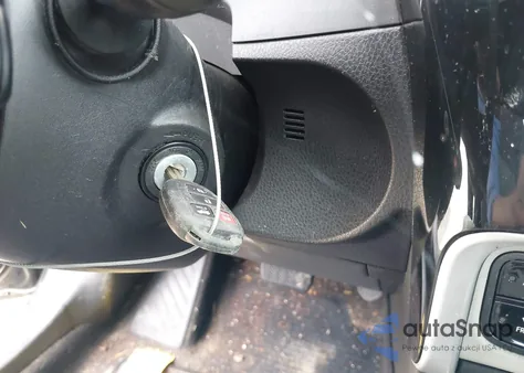 2019 Toyota Corolla Le from USA, damaged, VIN 5YFBURHE7KP938152